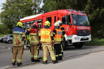 Einsatzfoto fib unbekannte Fluessigkeit Polling _8459.jpg
